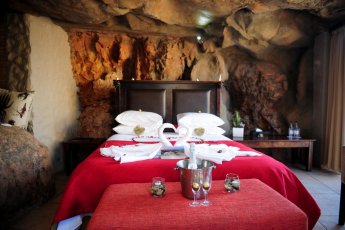 kagga-kamma-private-game-reserve 88078