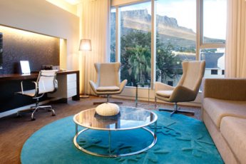 15-on-orange-hotel 2554