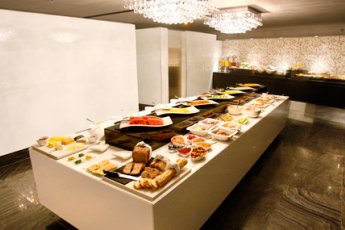 15-on-orange-hotel 2564
