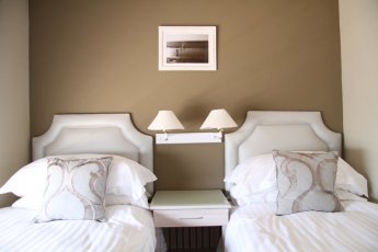 leisure-bay-luxury-suites 2215