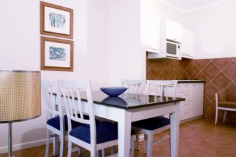 leisure-bay-luxury-suites 2220