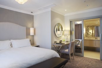 queen-victoria-hotel 777