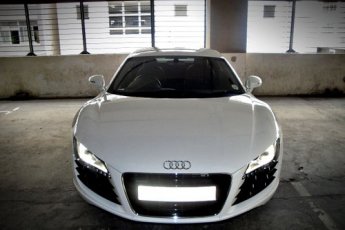 audi-r8 19334