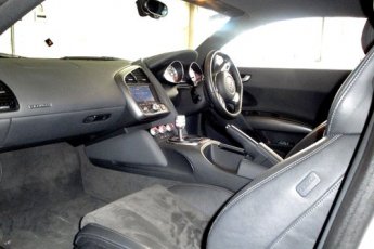 audi-r8 19335