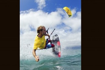 kite-surfing-lessons-dow 49395