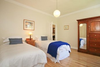 camps-bay-manor 15043