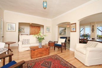 camps-bay-manor 15049