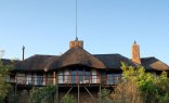 Mhondoro Lodge