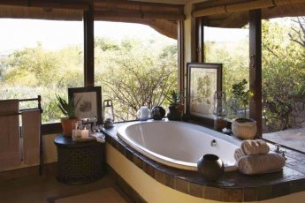 tuningi-safari-lodge 94100